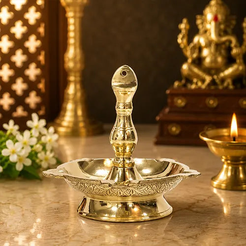 Traditional Brass Hanging Oil lamp for 5 Wick | Hanging Diya/ Thooku Vilakku/ Latkan
