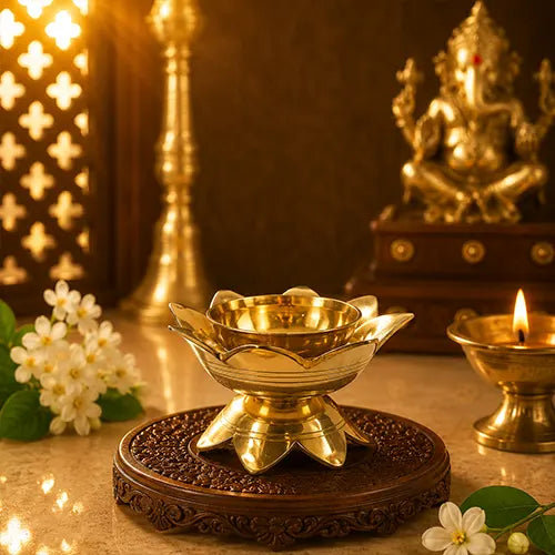 Brass Panchdhatu Diya| Lotus Diya | Brass Kamal Diya