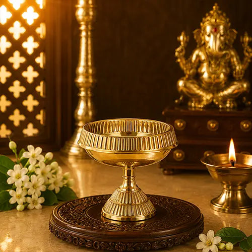 Brass Kuber Nanda Diya Stand | Deepam for Home & Office | Table Diya  - Small Size